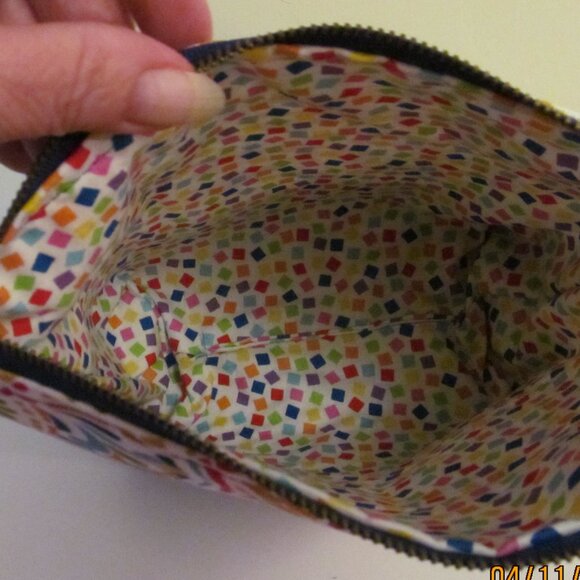 Cosmetic Bag Item #44124 - Picture 4 of 4